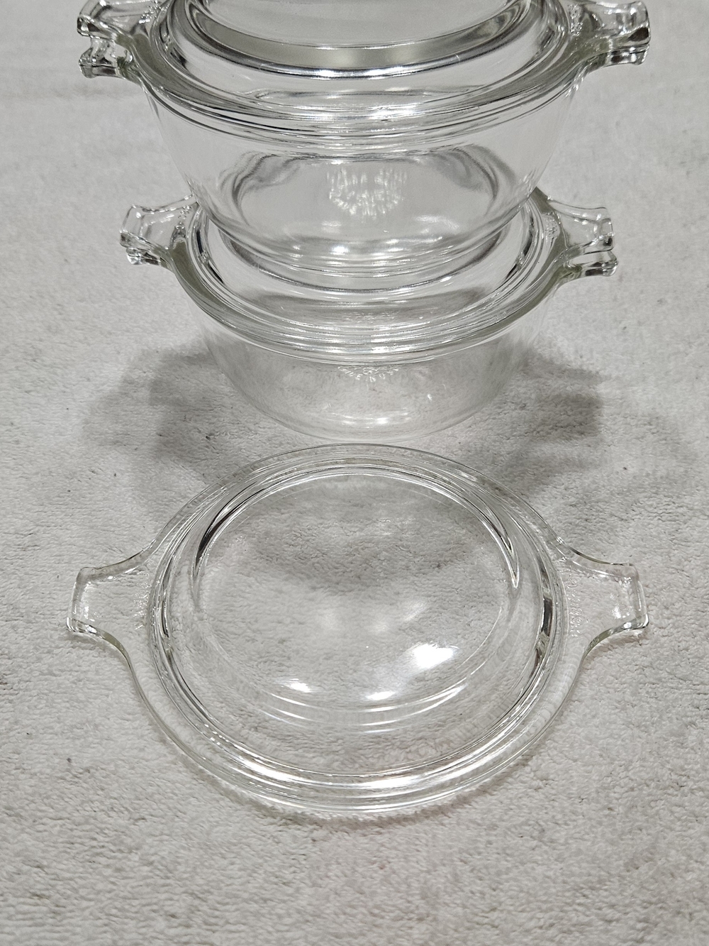 2 Pyrex #018 Clear Casseroles 3 Lids